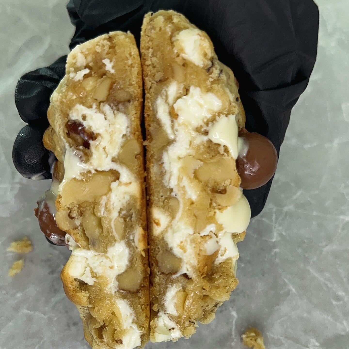 Walnuts White Chocolate